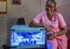Mãe cria berço a energia solar que cura recém-nascidos da icterícia