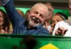 Lula é eleito presidente, mas a direita prevalece na maioria dos Estados