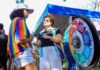Saúde leva prevenção e material educativo à 25ª Parada do Orgulho LGBTQIAPN+