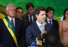 Daniel Vilela amplia vantagem e entra na terceira semana de campanha na liderança em Goiás